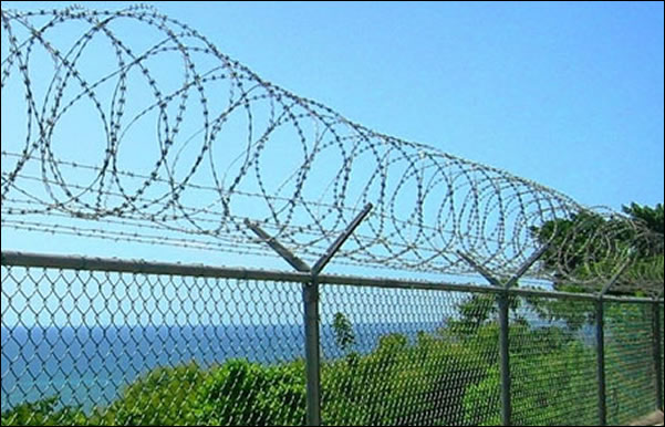 Hot Dip Galvanised Steel Bracket with Y Support Arms for Razor Wire Tops