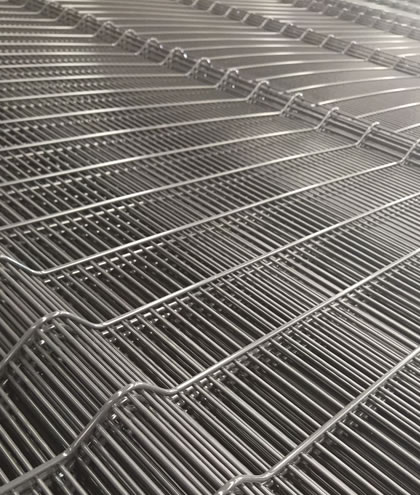Curved mesh panels welded and galvanized